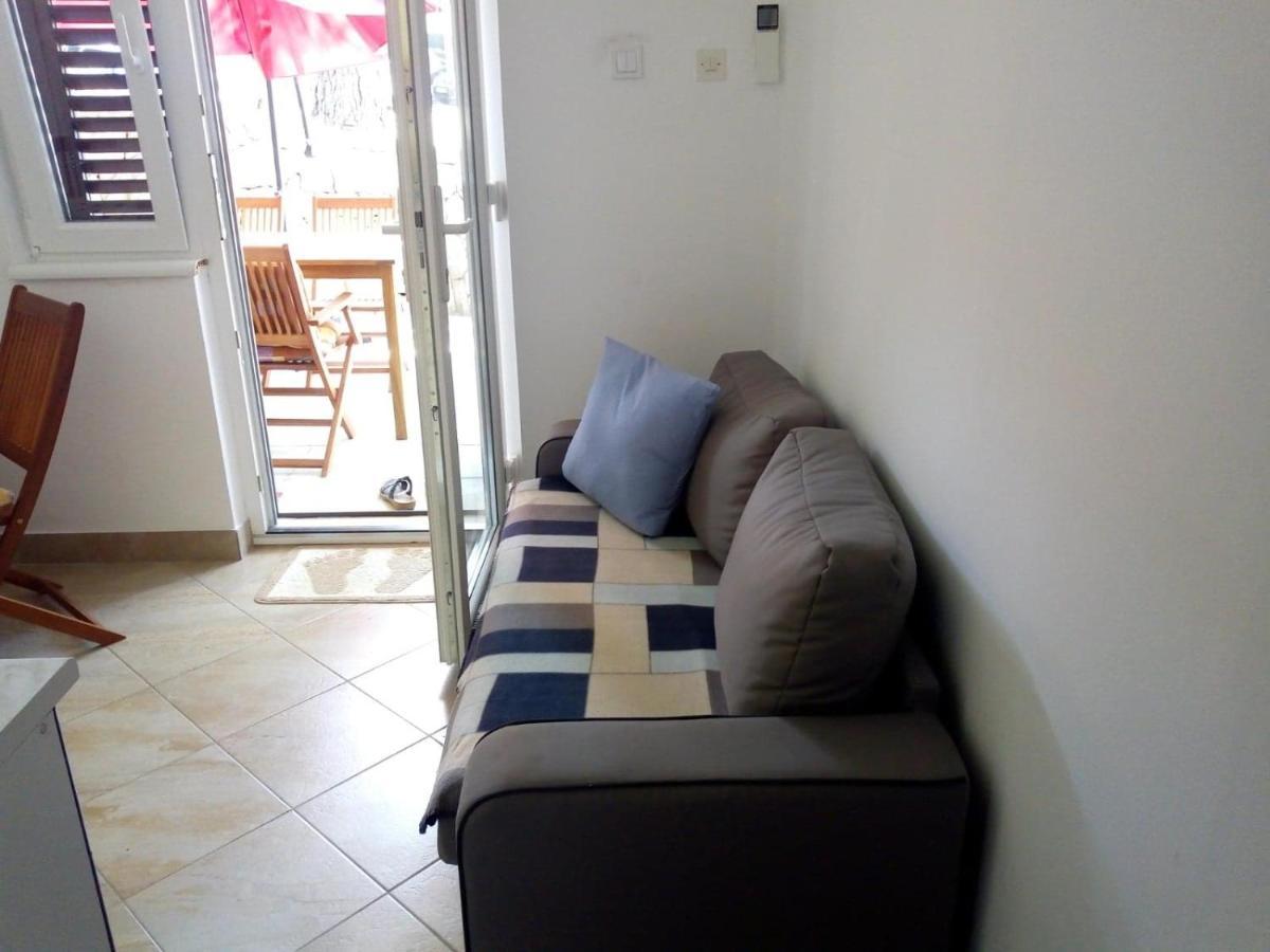 Apartman Leo Нечуям Экстерьер фото